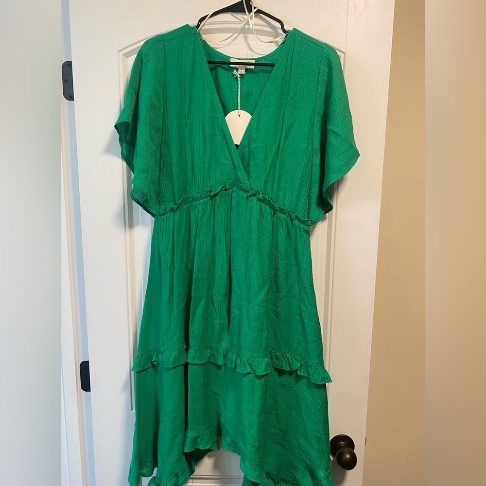 *NWT* Umgee Kelly green multi tier flowy dress